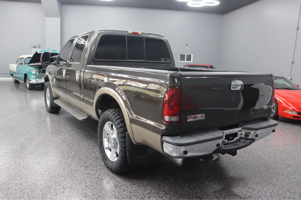 Photo 3 of this FORD F250