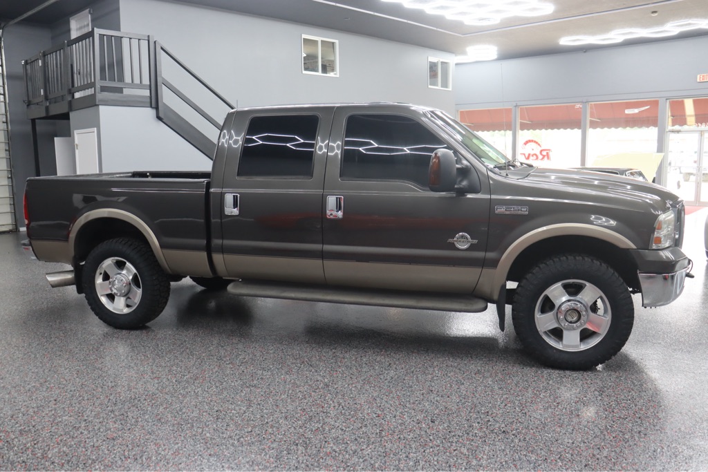 Photo 5 of this FORD F250