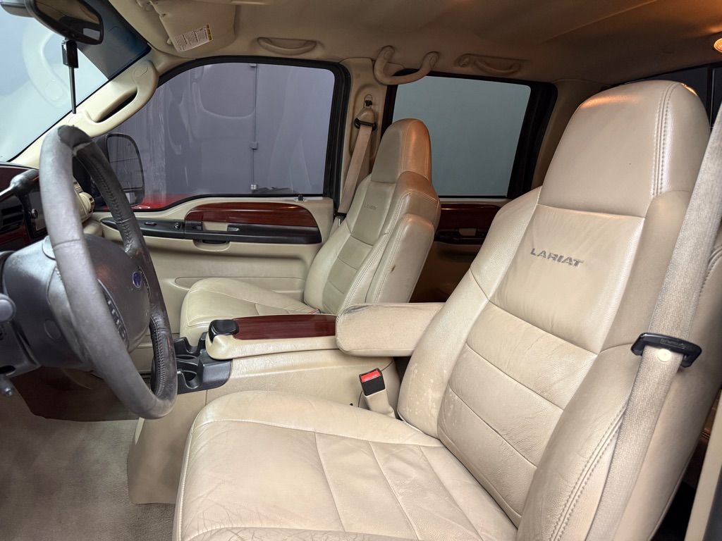 Photo 18 of this FORD F250
