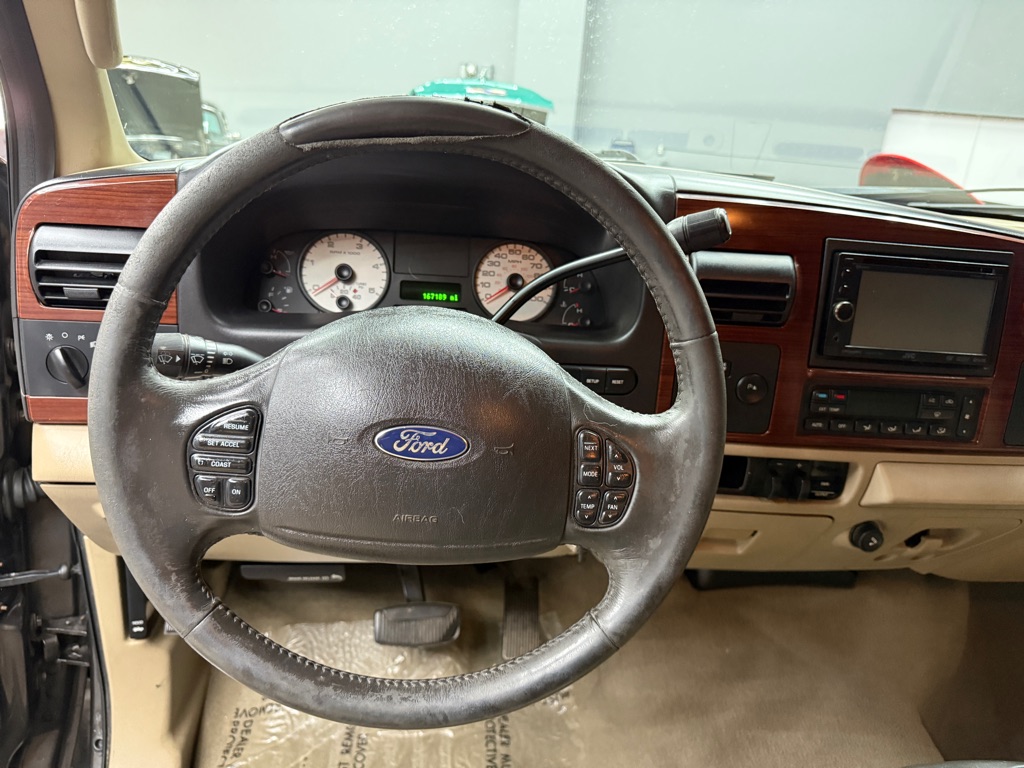 Photo 16 of this FORD F250