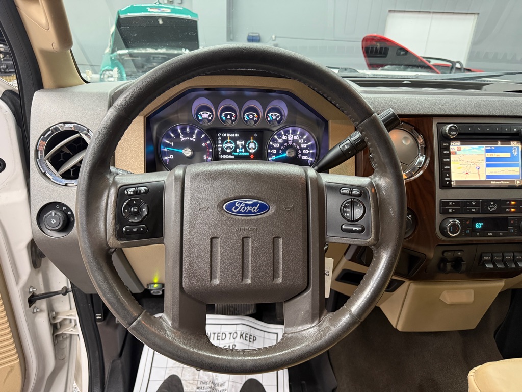 Photo 18 of this FORD F250  LARIAT