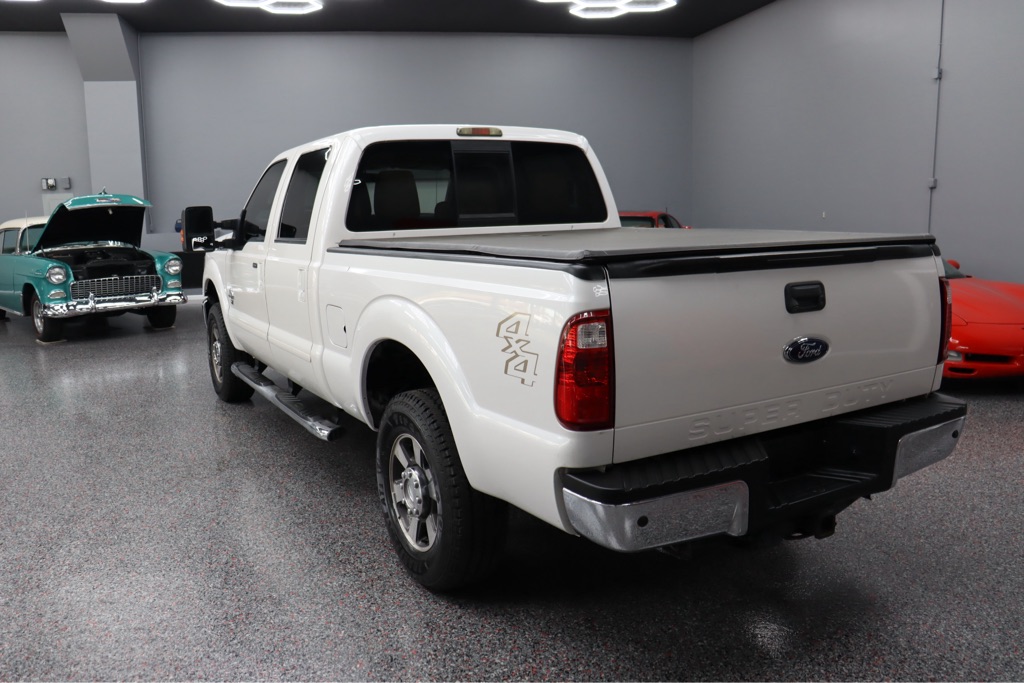 Photo 9 of this FORD F250  LARIAT