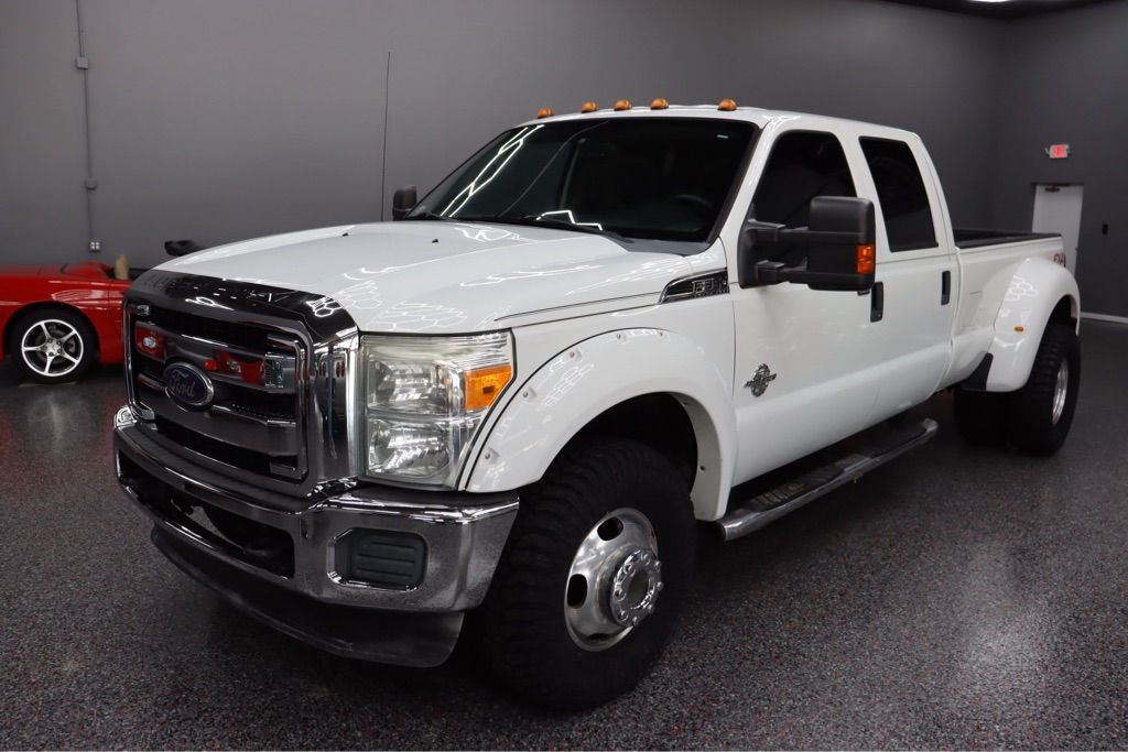 Photo 8 of this FORD F350
