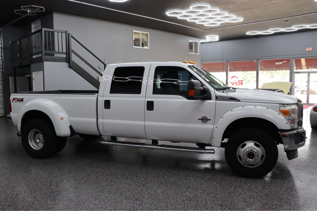 Photo 5 of this FORD F350