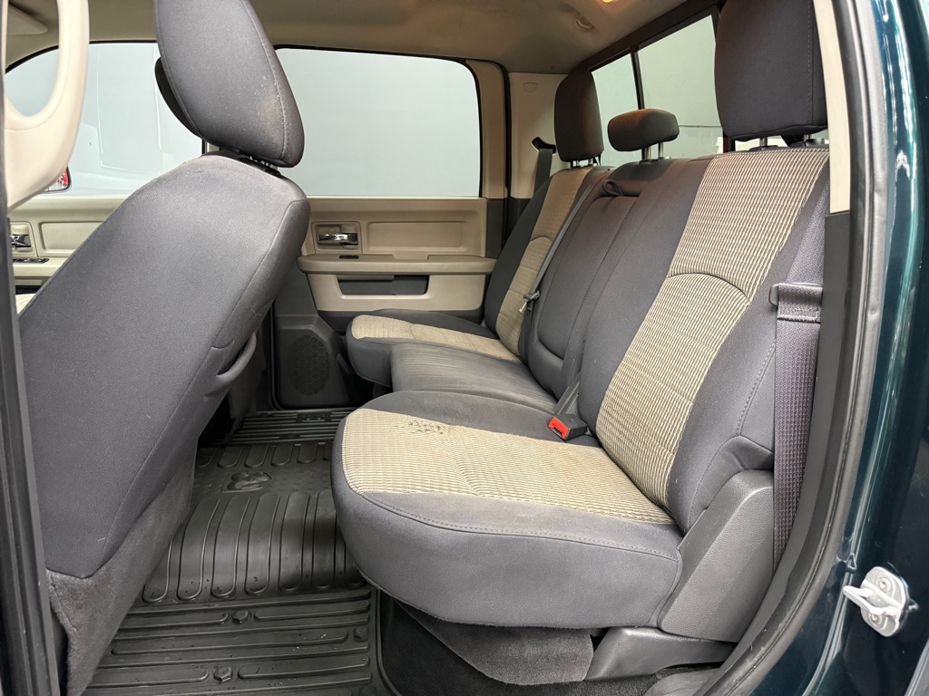 Photo 17 of this DODGE RAM 2500