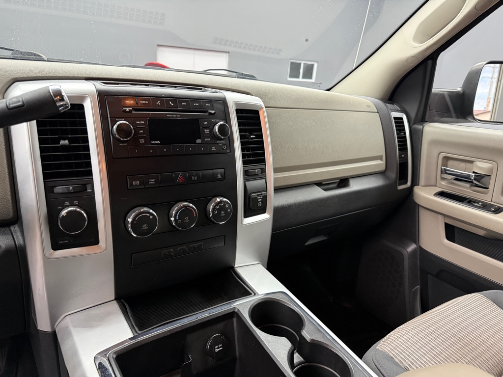 Photo 13 of this DODGE RAM 2500