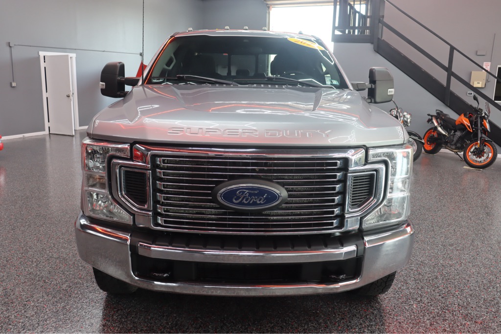 Photo 8 of this FORD F350