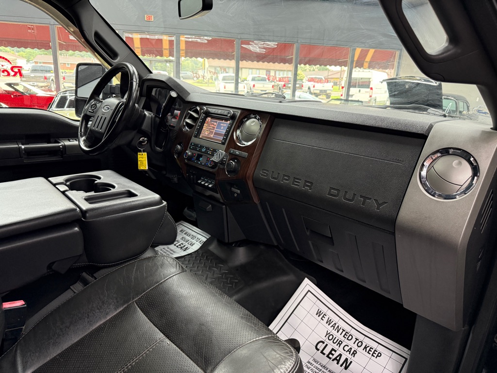 Photo 11 of this FORD F350