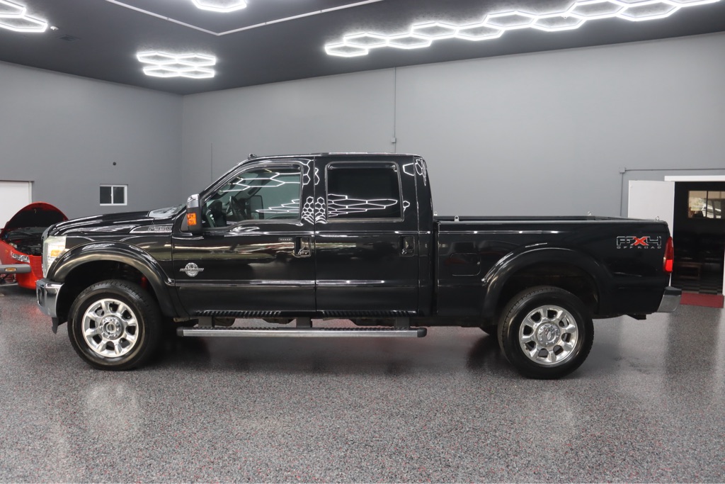 Photo 2 of this FORD F350