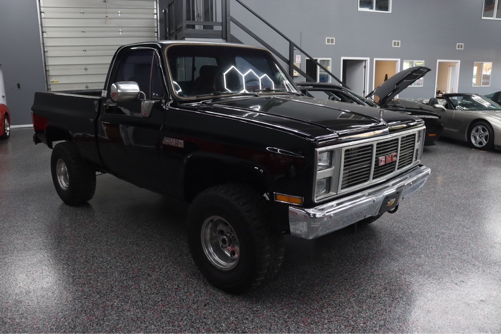 Photo 7 of this GMC K1500