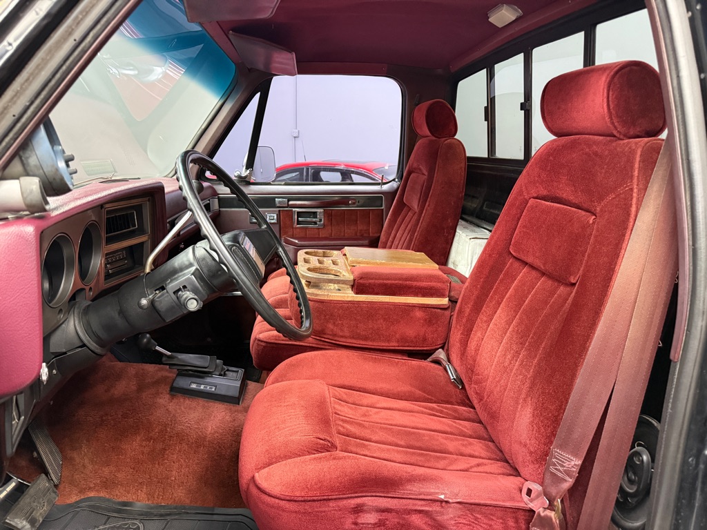 Photo 11 of this GMC K1500