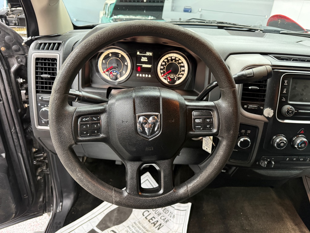 Photo 16 of this RAM 2500 TRADESMAN