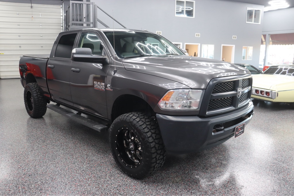 Photo 6 of this RAM 2500 TRADESMAN