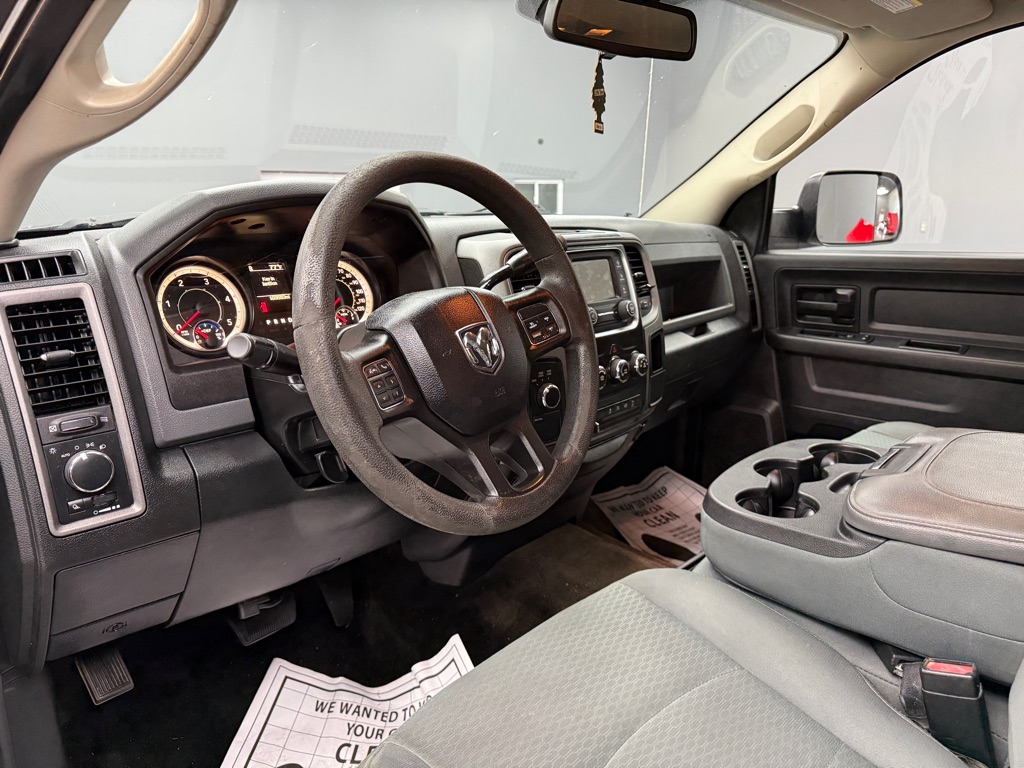 Photo 14 of this RAM 2500 TRADESMAN