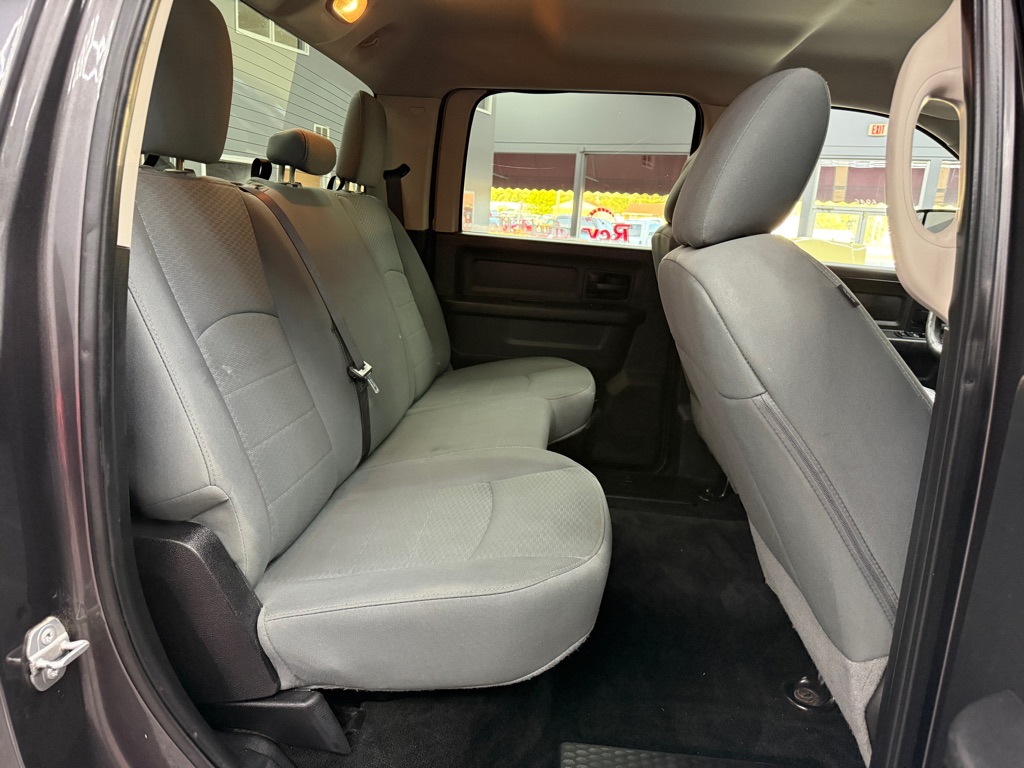 Photo 13 of this RAM 2500 TRADESMAN