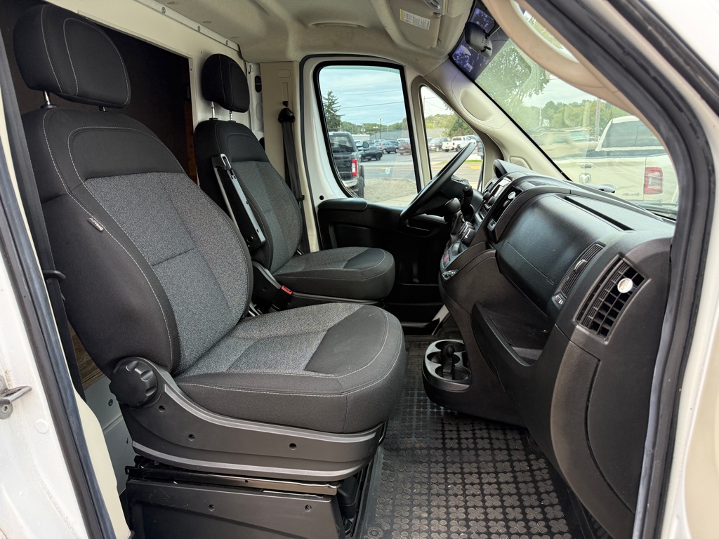 Photo 16 of this RAM PROMASTER 3500