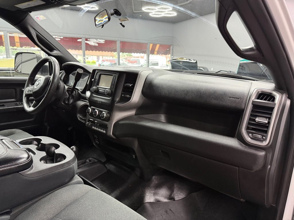 Photo 11 of this RAM 2500