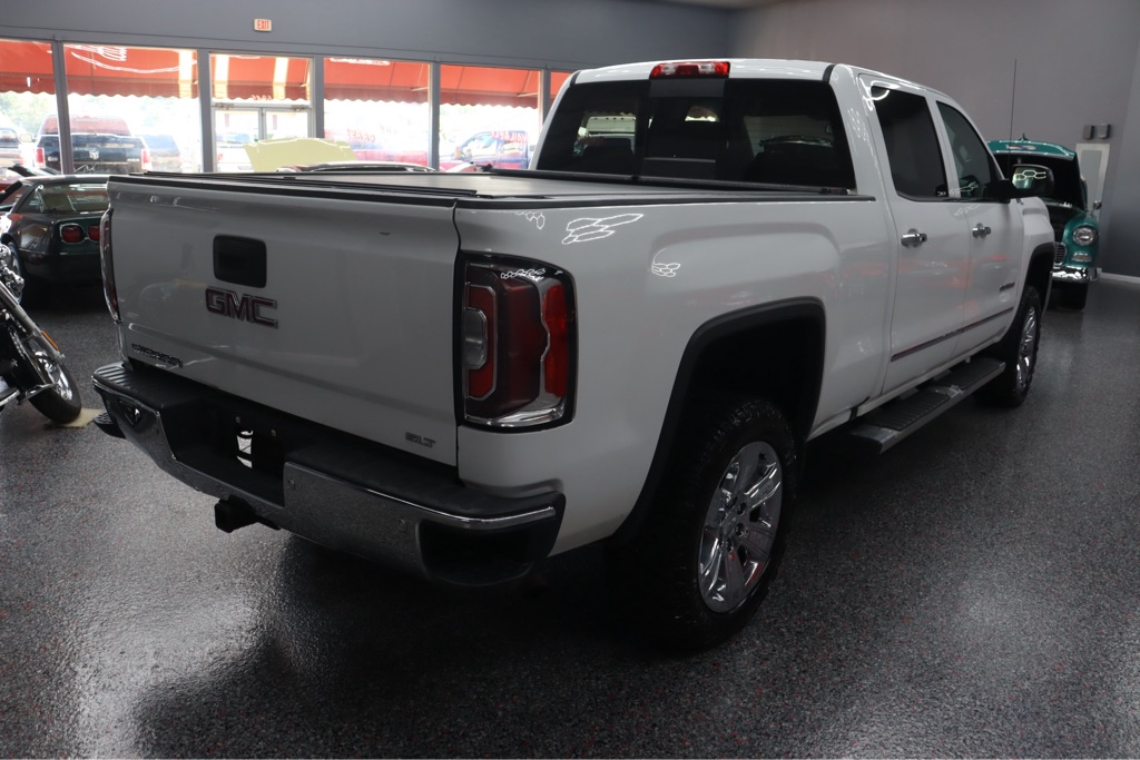 Photo 4 of this GMC SIERRA