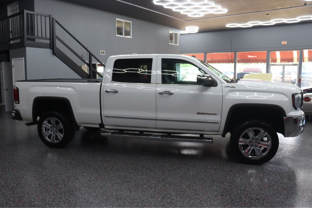 Photo 5 of this GMC SIERRA
