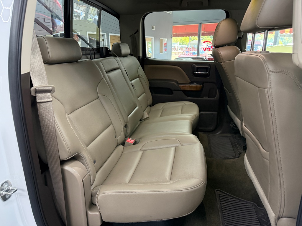 Photo 16 of this GMC SIERRA