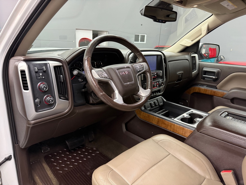 Photo 11 of this GMC SIERRA