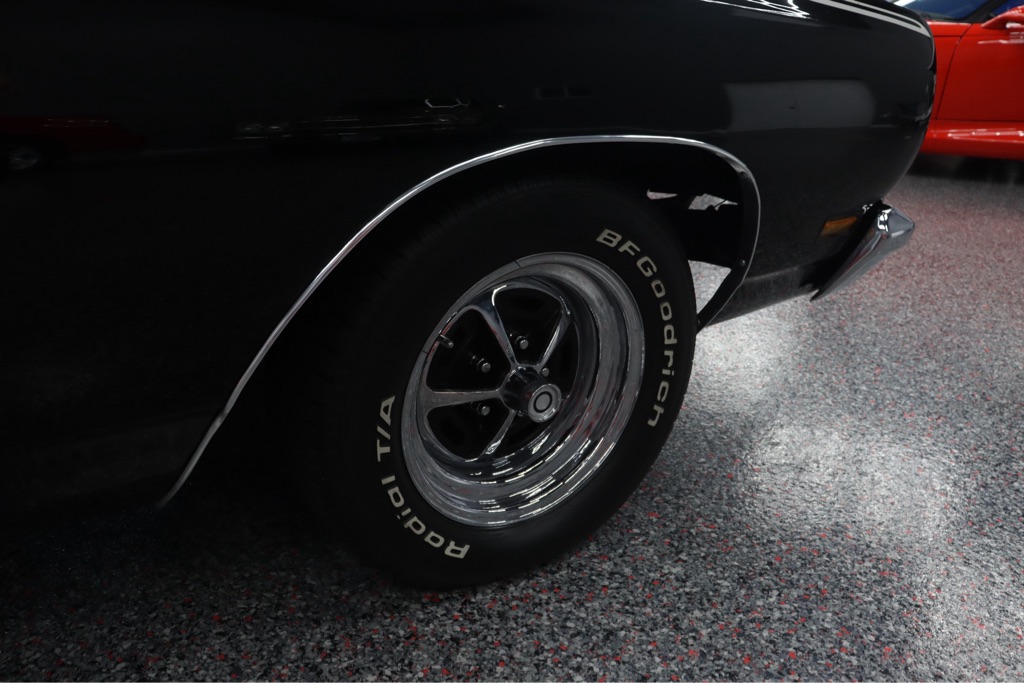 Photo 7 of this PLYMOUTH ROAD RUNNER