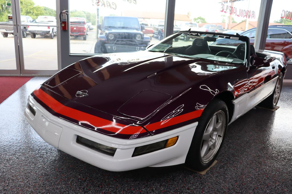 Photo 2 of this CHEVROLET CORVETTE