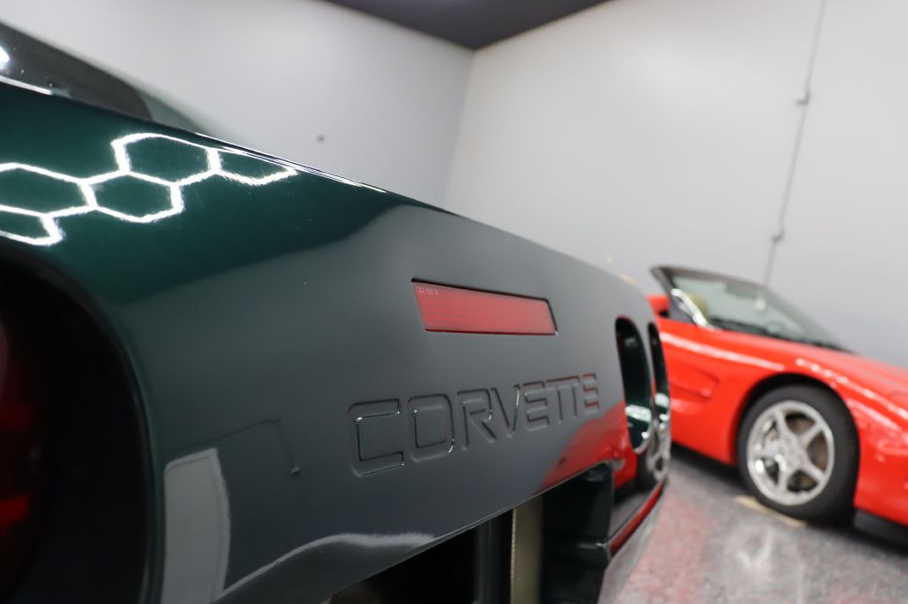 Photo 9 of this CHEVROLET CORVETTE