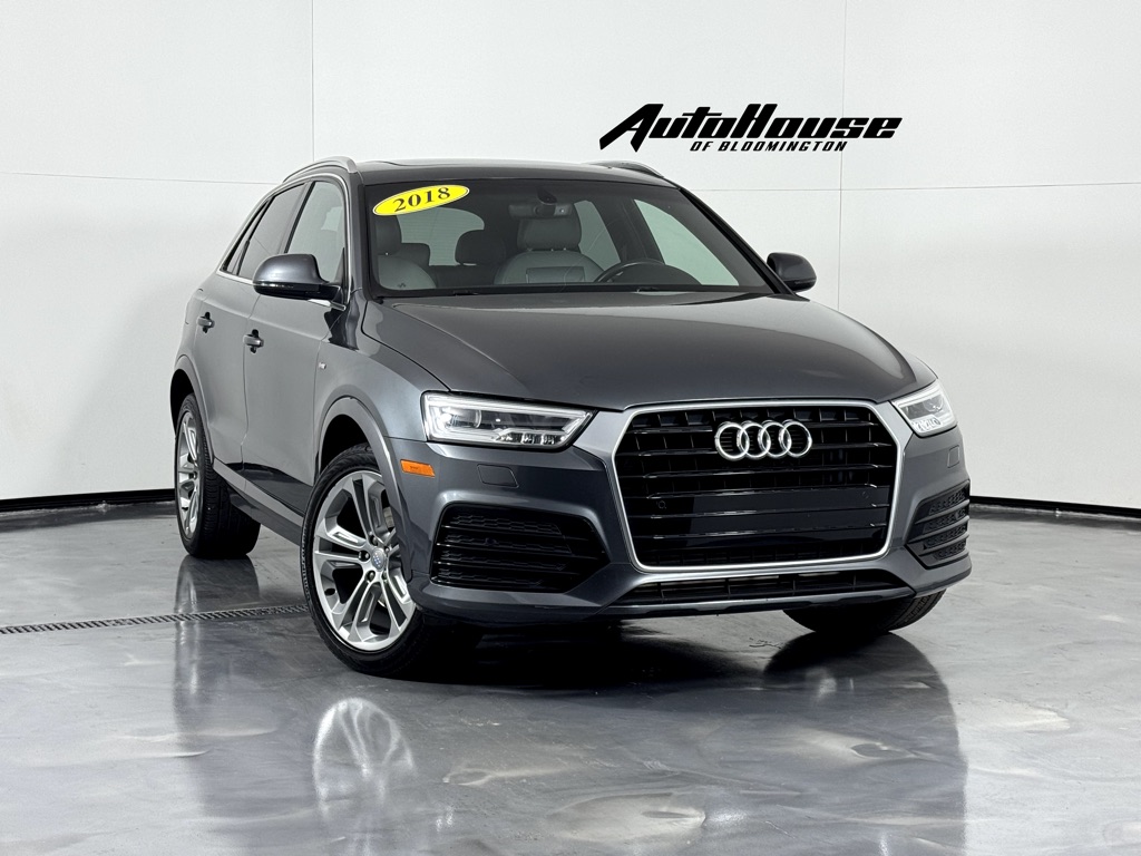 Gray 2018 Audi Q3 SUV / Crossover Front-Wheel Drive Automatic