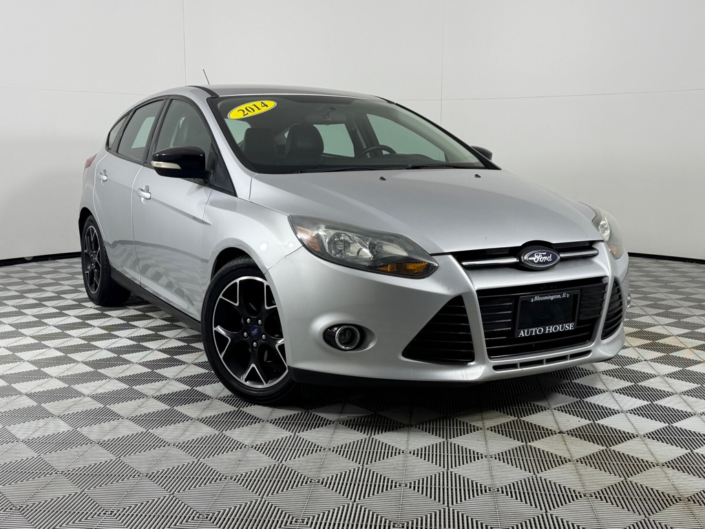 Silver 2014 Ford Focus Hatchback Front-Wheel Drive Automatic