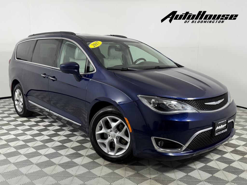 2017 Chrysler Pacifica Touring Plus FWD