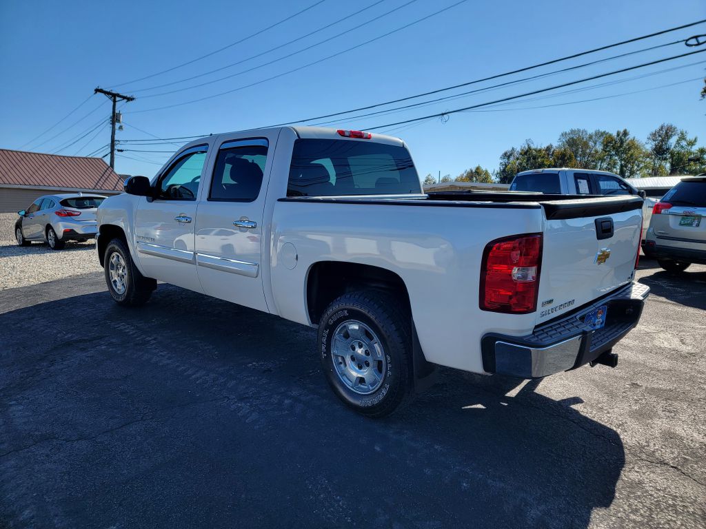 Photo 3 of this CHEVROLET SILVERADO 1500