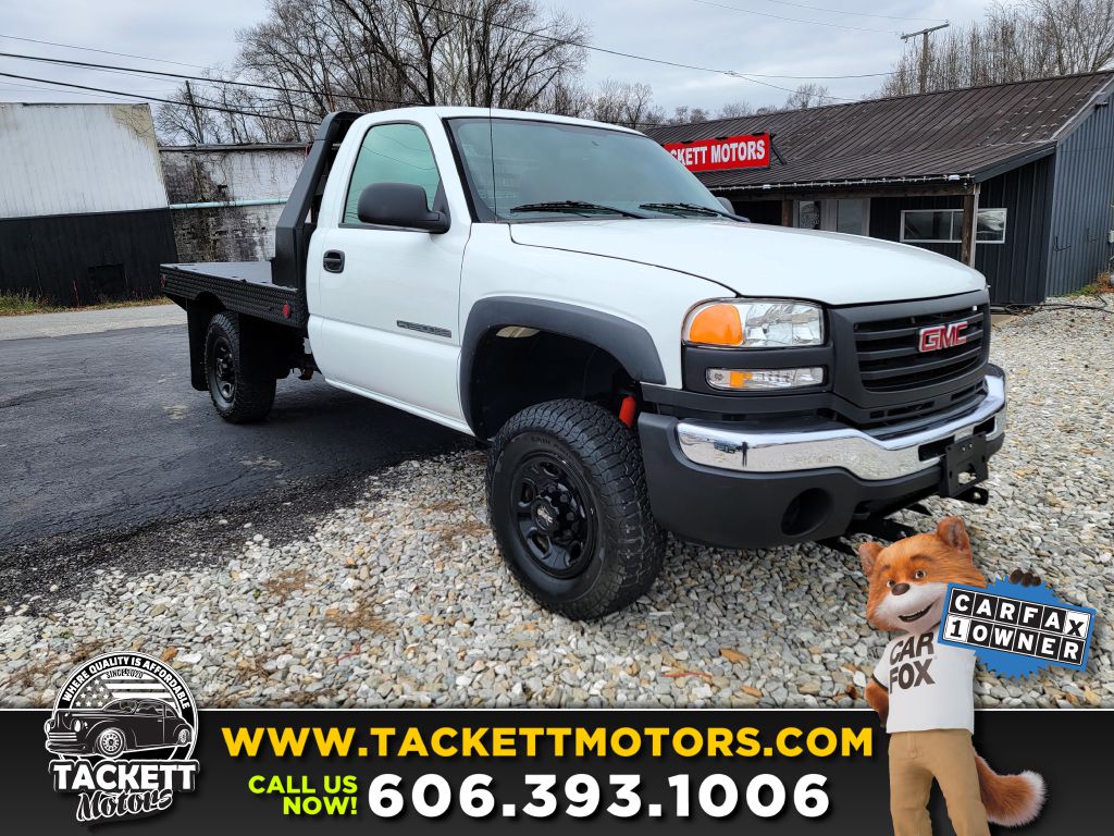 2005 GMC Sierra 2500HD's photo
