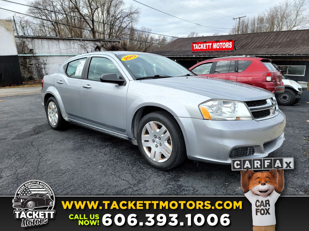 2013 Dodge Avenger SE's photo