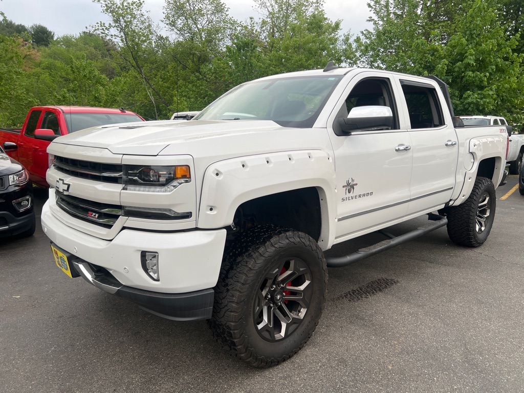 View vehicle photo 7