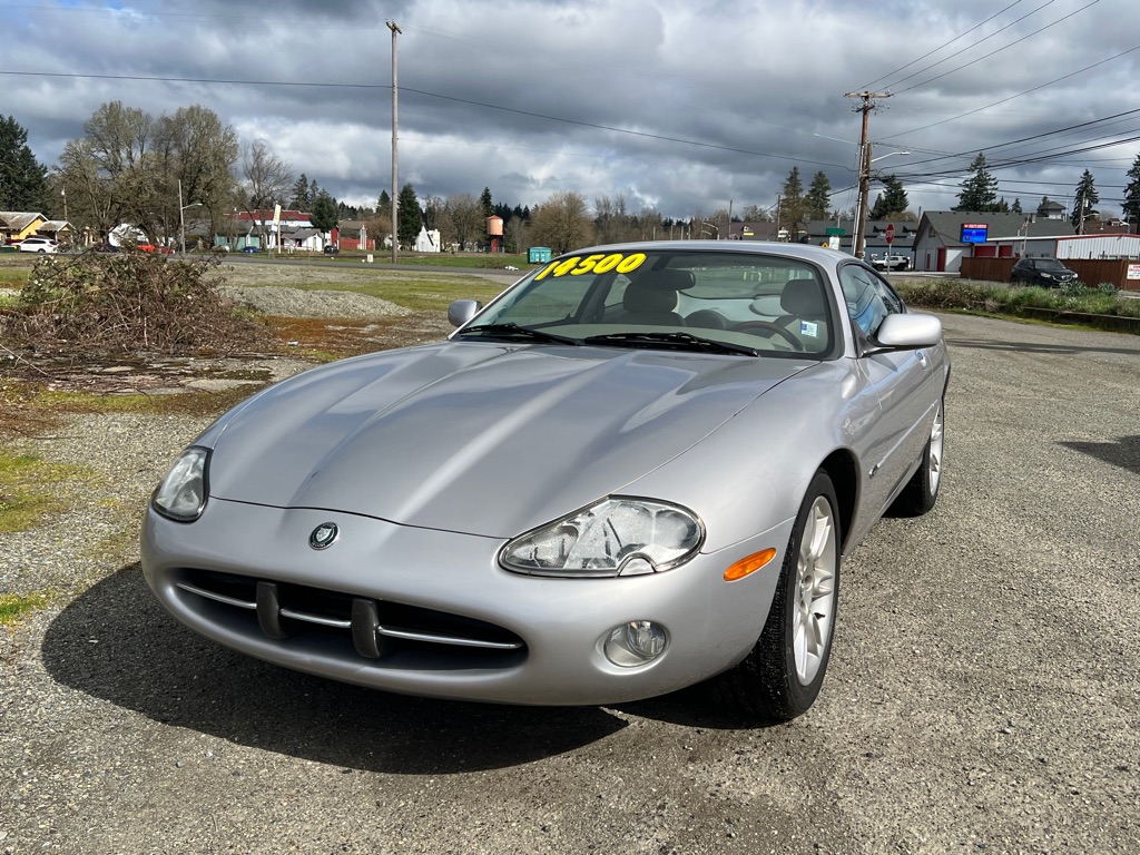 Photo 47 of this JAGUAR XK8 COUPE