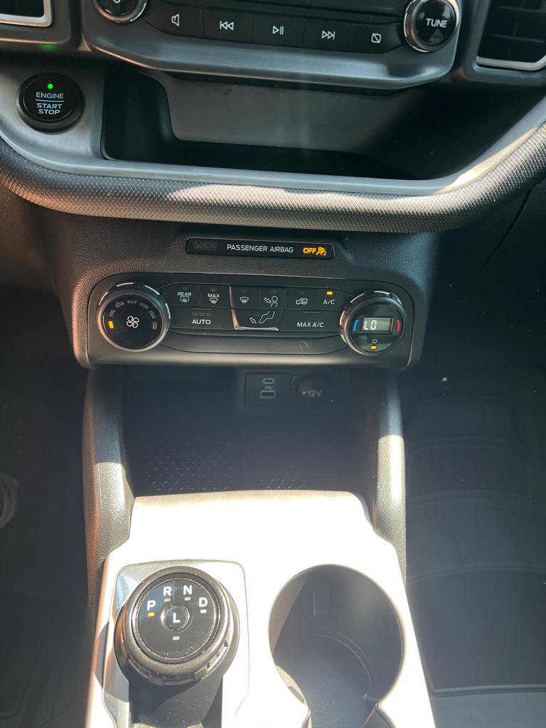 Photo 21 of this FORD BRONCO SPORT