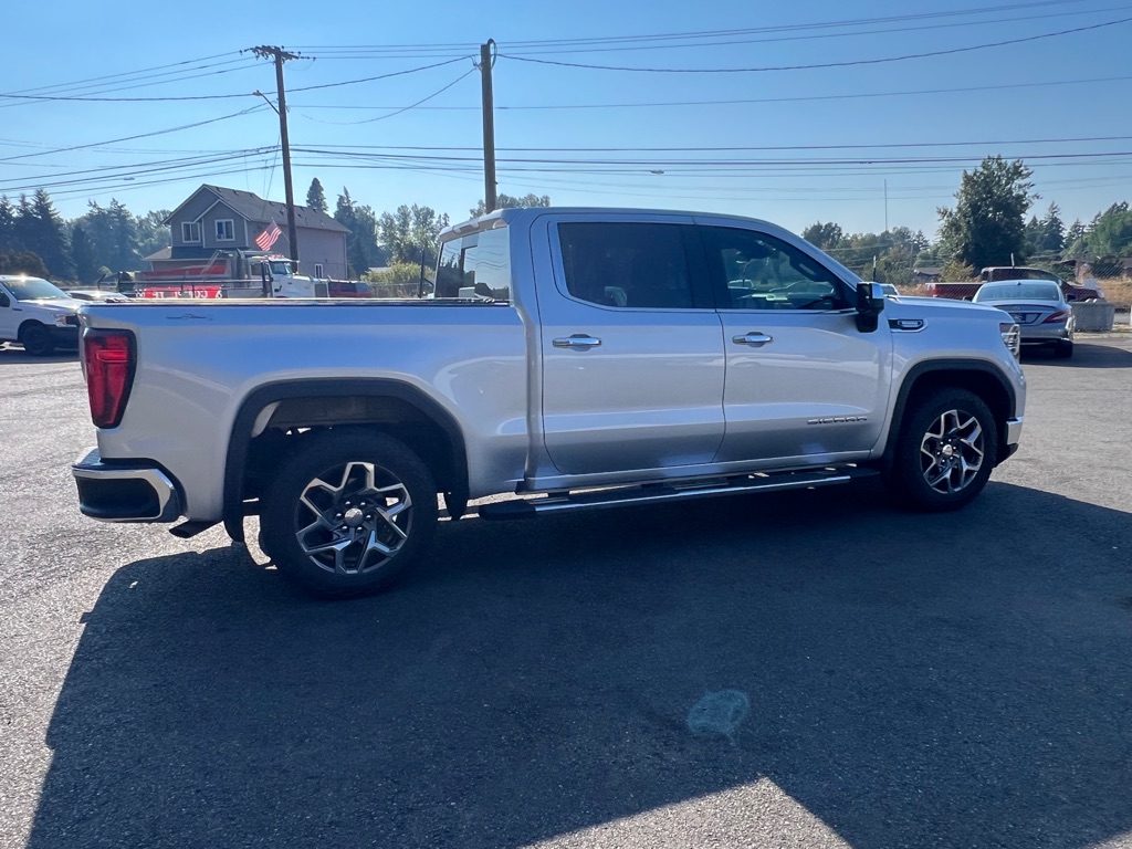Photo 18 of this GMC SIERRA