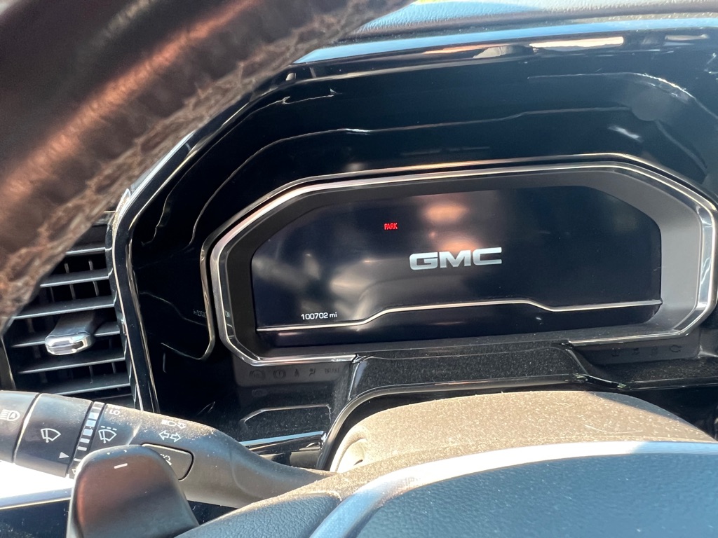 Photo 32 of this GMC SIERRA