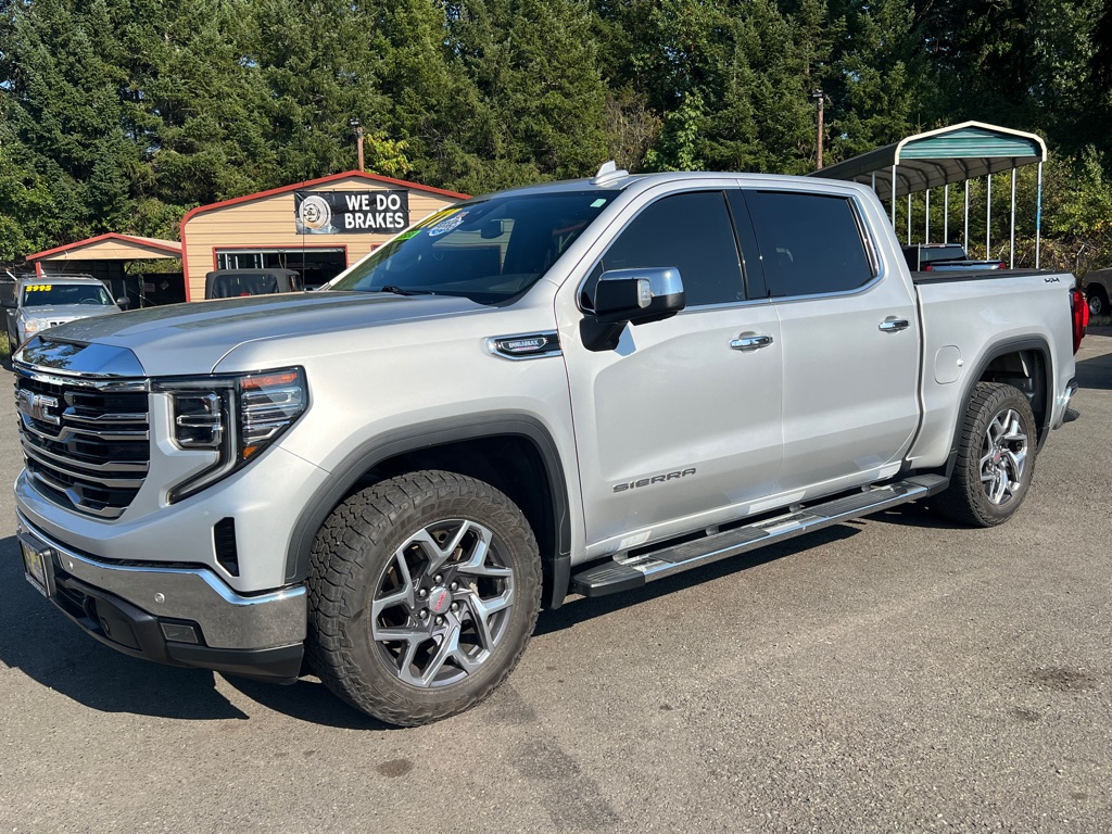 Photo 2 of this GMC SIERRA