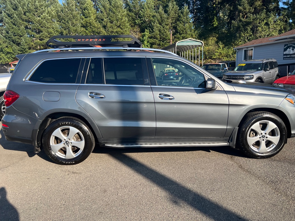 Photo 17 of this MERCEDES-BENZ GLS
