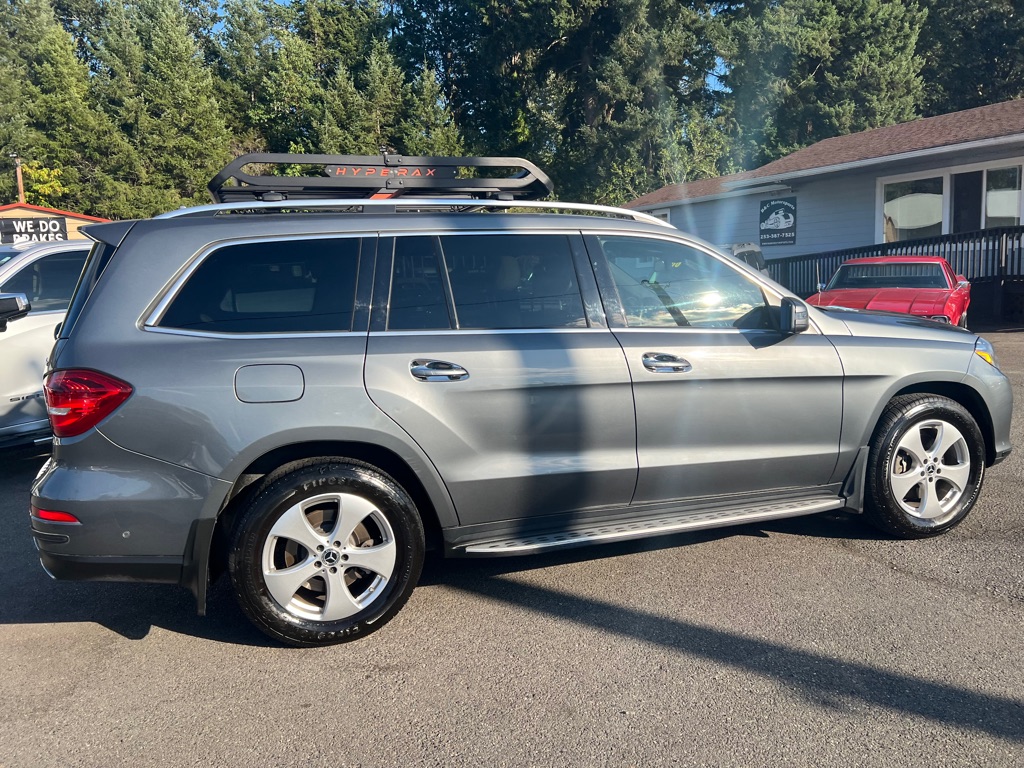 Photo 16 of this MERCEDES-BENZ GLS