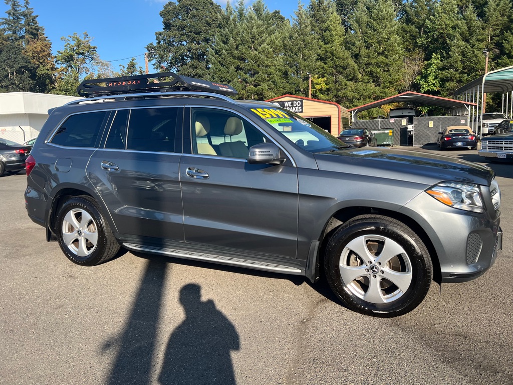 Photo 19 of this MERCEDES-BENZ GLS