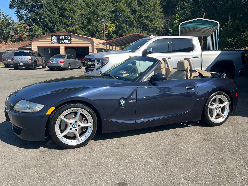Photo 2 of this BMW Z4