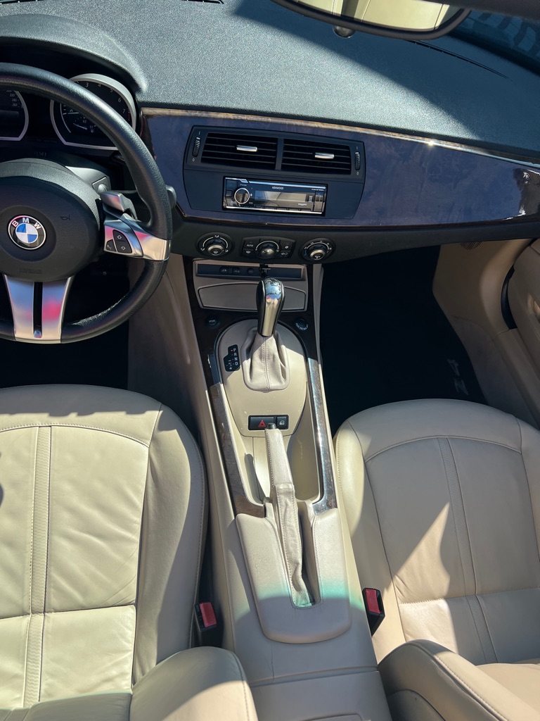 Photo 24 of this BMW Z4