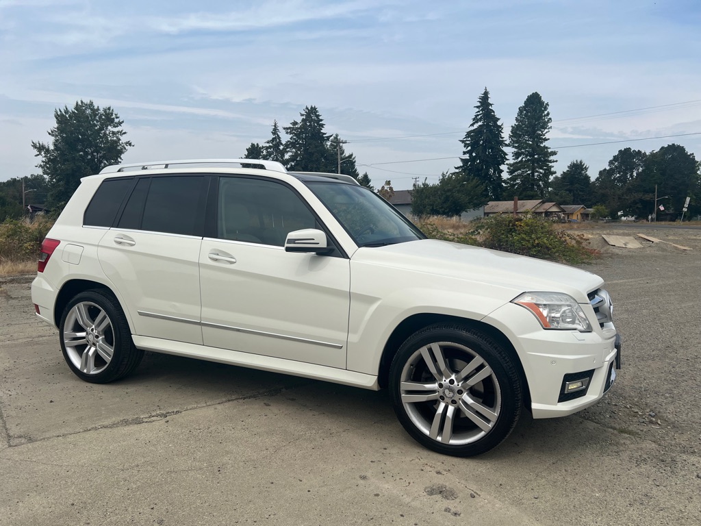 Photo 5 of this MERCEDES-BENZ GLK