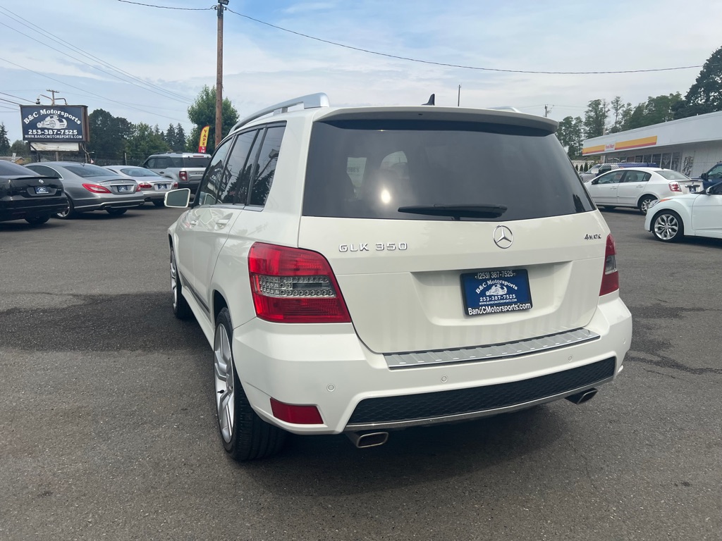 Photo 32 of this MERCEDES-BENZ GLK