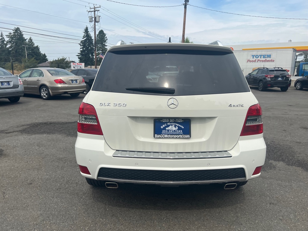 Photo 34 of this MERCEDES-BENZ GLK