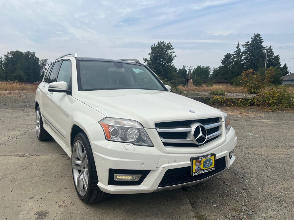 Photo 4 of this MERCEDES-BENZ GLK