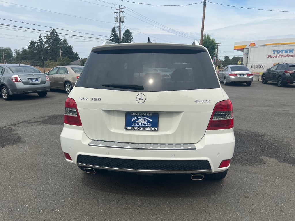 Photo 35 of this MERCEDES-BENZ GLK